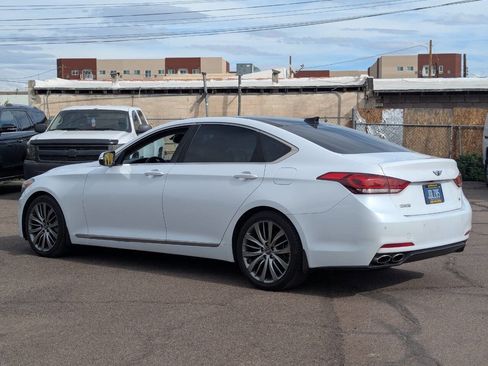 Used 2015 Hyundai Genesis 5.0 image 5