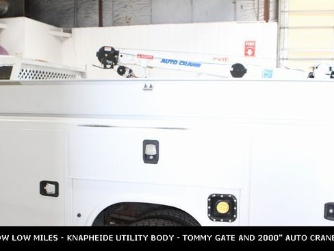 Used 2015 Ford F350 XL w/ Power Equipment Group image 39