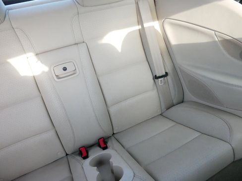 Used 2016 Volkswagen Eos Komfort image 14