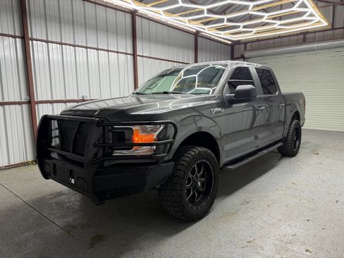 Used 2018 Ford F150 XL w/ Equipment Group 101A Mid AWD/4WD image 3