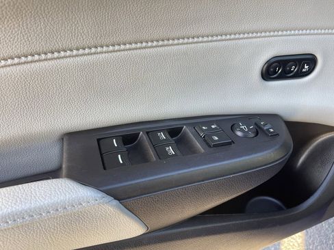 Used 2016 Acura ILX 2.4L image 23