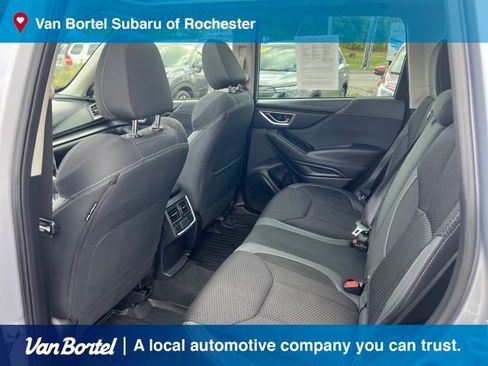 Used 2023 Subaru Forester Premium AWD/4WD image 24