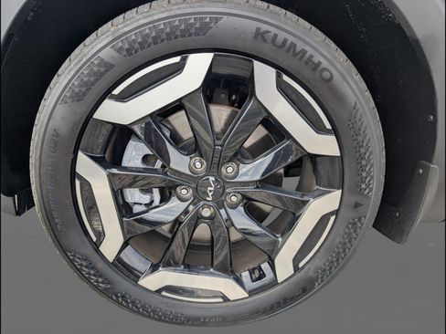 Used 2024 Kia Telluride S FWD image 25