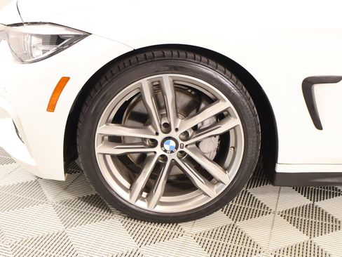 Used 2019 BMW 440i Coupe w/ M Sport Package RWD image 18