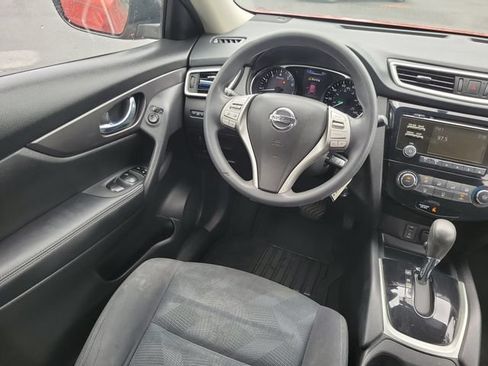 Used 2016 Nissan Rogue S FWD image 14