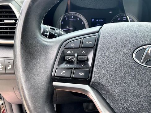 Used 2019 Hyundai Tucson Limited FWD image 22