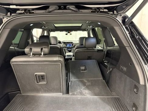 Used 2024 Cadillac XT6 Sport AWD/4WD image 18