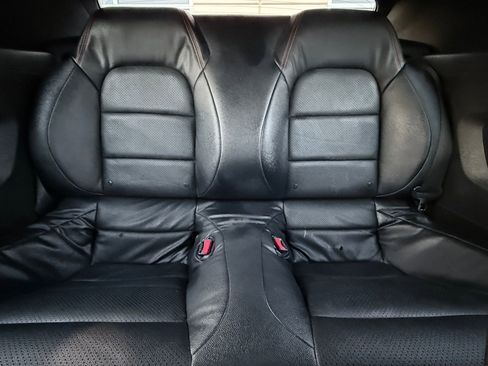 Used 2016 Ford Mustang Convertible image 31