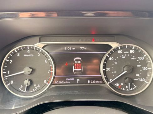 Used 2024 Nissan Pathfinder SV FWD image 21