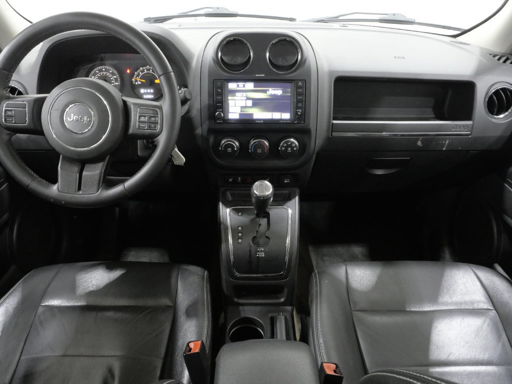 Used 2017 Jeep Patriot High Altitude FWD image 10