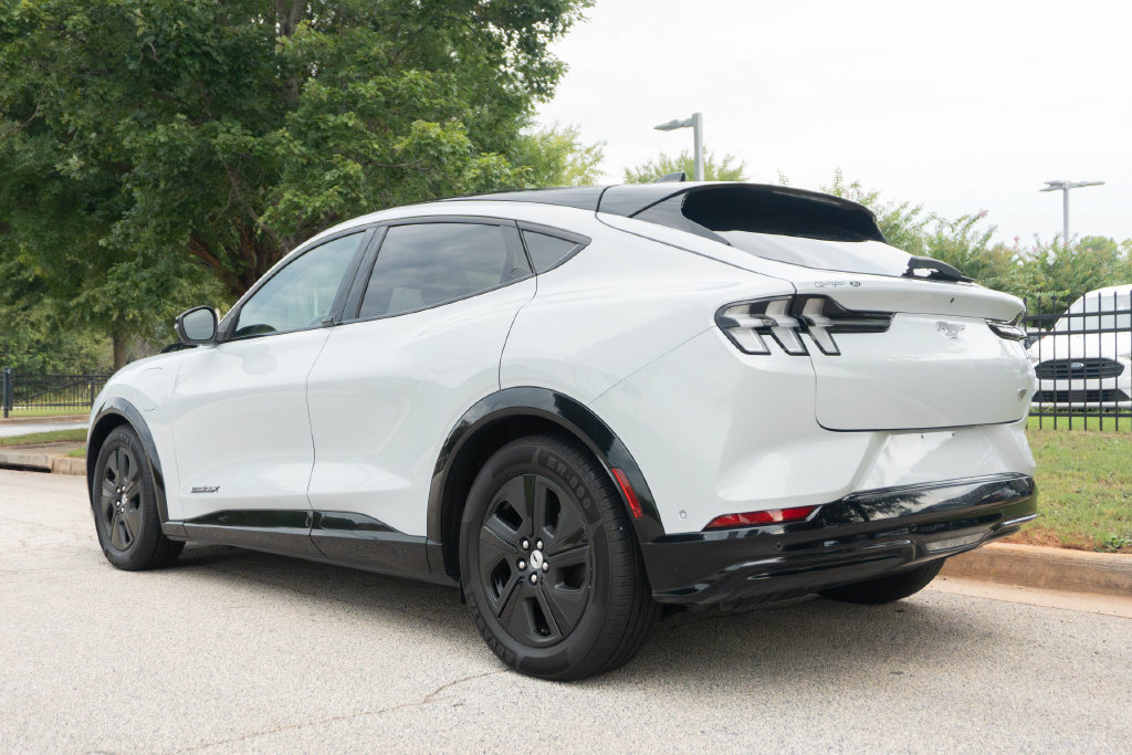 Used 2022 Ford Mustang Mach-E California Route 1 AWD/4WD image 13
