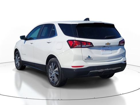 Certified 2024 Chevrolet Equinox LT image 3