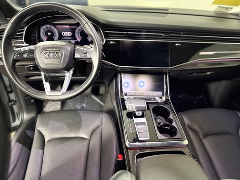 Used 2025 Audi Q7 3.0T Premium Plus AWD/4WD image 11
