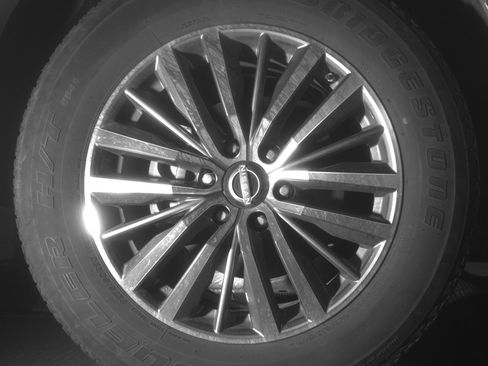 Used 2024 Nissan Armada SL image 13