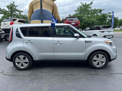 Used 2015 Kia Soul FWD image 7