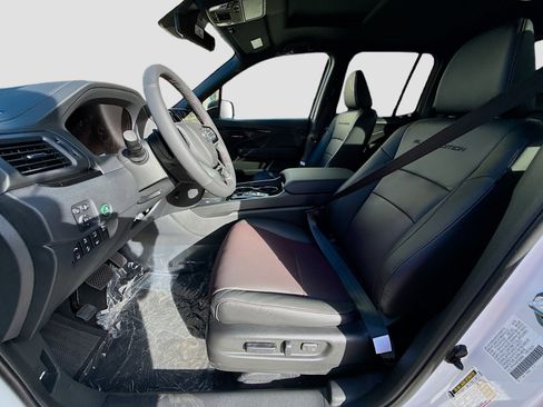 New 2026 Honda Ridgeline Black Edition image 18