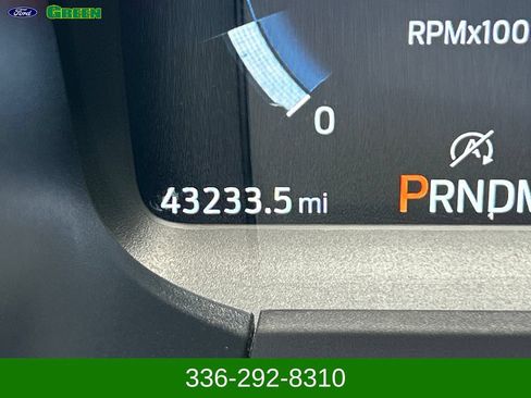Used 2025 Ford Explorer ST RWD image 16