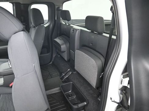 Used 2024 Nissan Frontier S w/ S Utility Package image 21