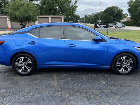Used 2022 Nissan Sentra SV w/ All-Weather Package FWD image 6