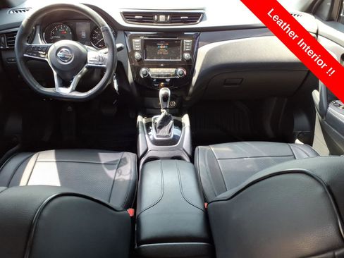 Used 2021 Nissan Rogue Sport S image 12