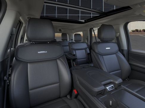 New 2026 Ford Expedition Platinum w/ Driver's Package AWD/4WD image 10