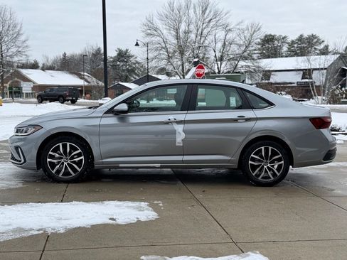 New 2026 Volkswagen Jetta SE image 15