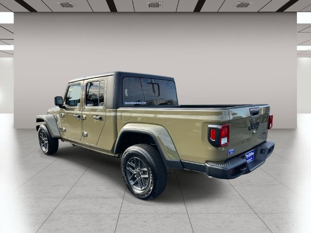 New 2025 Jeep Gladiator Sport AWD/4WD image 7