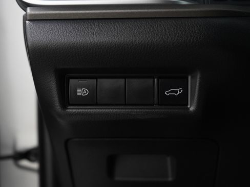 Used 2025 Toyota Grand Highlander image 27