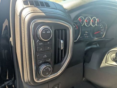 Used 2020 Chevrolet Silverado 1500 LT w/ All-Star Edition image 17