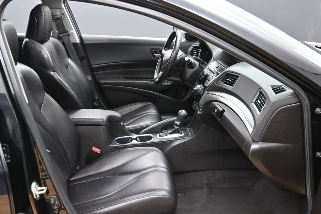 Used 2020 Acura ILX FWD image 28
