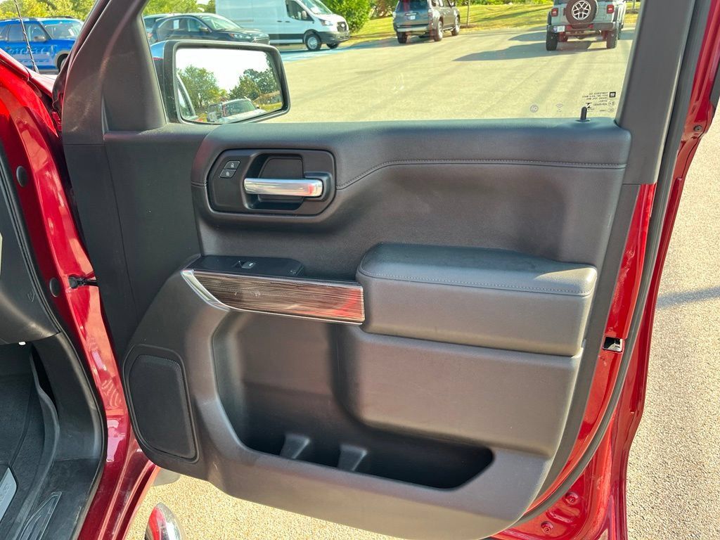 Used 2019 Chevrolet Silverado 1500 LT w/ Texas Edition RWD image 12
