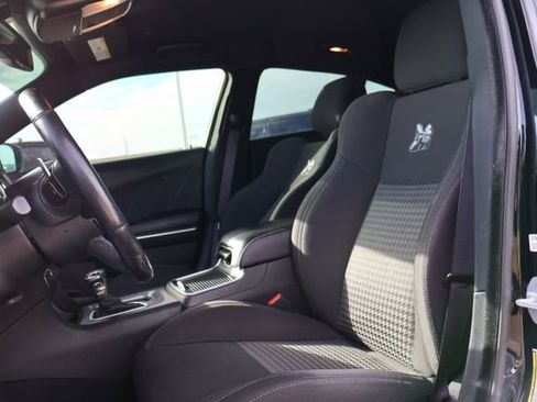 Used 2019 Dodge Charger Scat Pack image 8