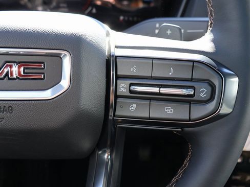 New 2026 GMC Terrain AT4 w/ Convenience Package III image 36