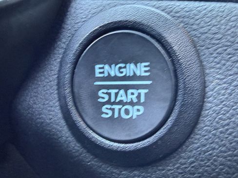 Used 2024 Ford Escape ST-Line w/ Cold Weather Package image 21