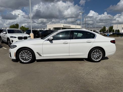 Certified 2023 BMW 530i w/ Convenience Package RWD image 8