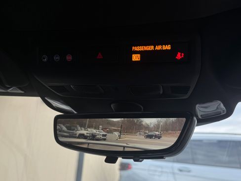 Used 2023 Chevrolet Corvette Stingray Convertible image 36