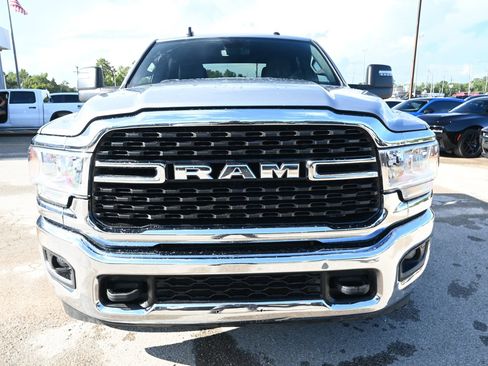 Used 2024 RAM 2500 Big Horn AWD/4WD image 6