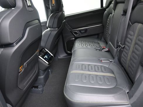 Used 2022 Rivian R1S Launch Edition Quad AWD/4WD image 14
