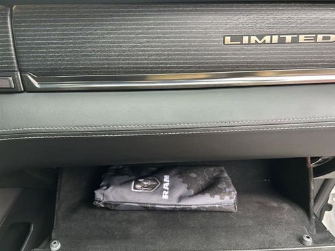 Used 2019 RAM 2500 Limited image 28