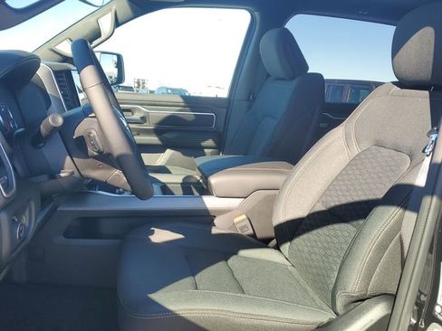 New 2026 RAM 1500 4x4 Crew Cab image 19