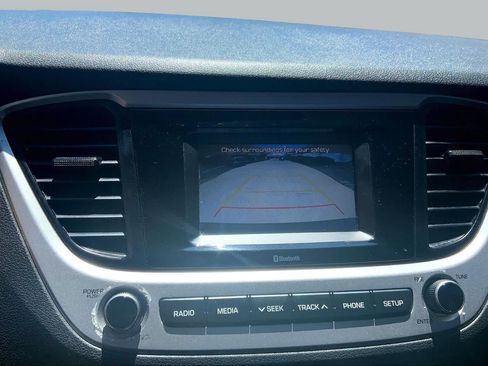 Used 2022 Hyundai Accent SE FWD image 29