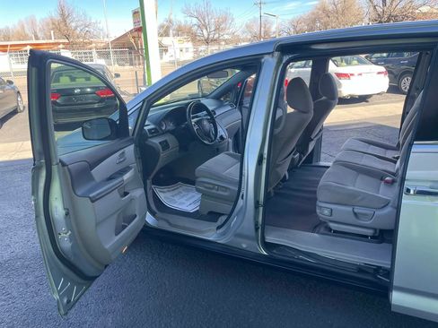 Used 2012 Honda Odyssey EX image 20