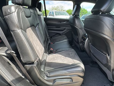 Certified 2024 Jeep Grand Cherokee L Altitude image 27