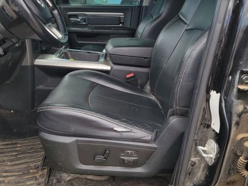 Used 2018 RAM 2500 Laramie w/ Sport Appearance Group AWD/4WD image 6