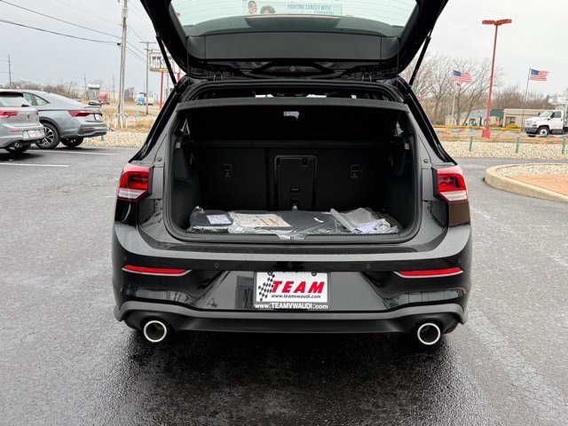 New 2026 Volkswagen GTI SE FWD image 3
