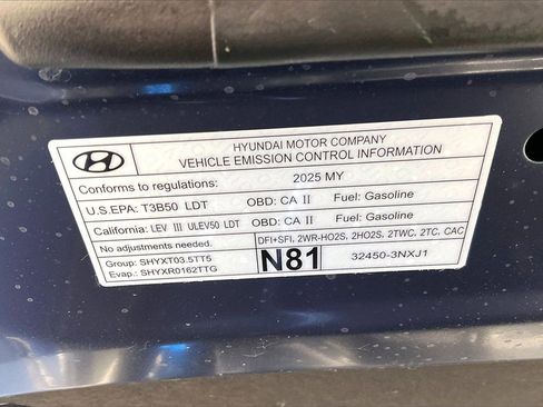 Used 2025 Genesis GV80 3.5T Prestige image 31