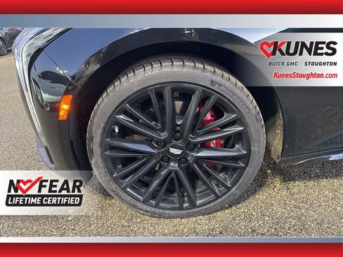 Used 2025 Cadillac CT5 V image 16