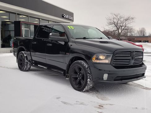 Used 2015 RAM 1500 Sport w/ Black Ram 1500 Sport Group image 14