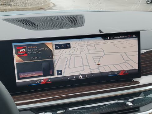 New 2026 BMW X5 xDrive40i w/ Climate Comfort Package image 17