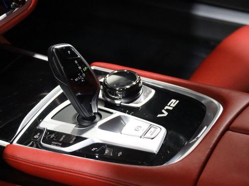 Used 2017 BMW M760i xDrive image 63